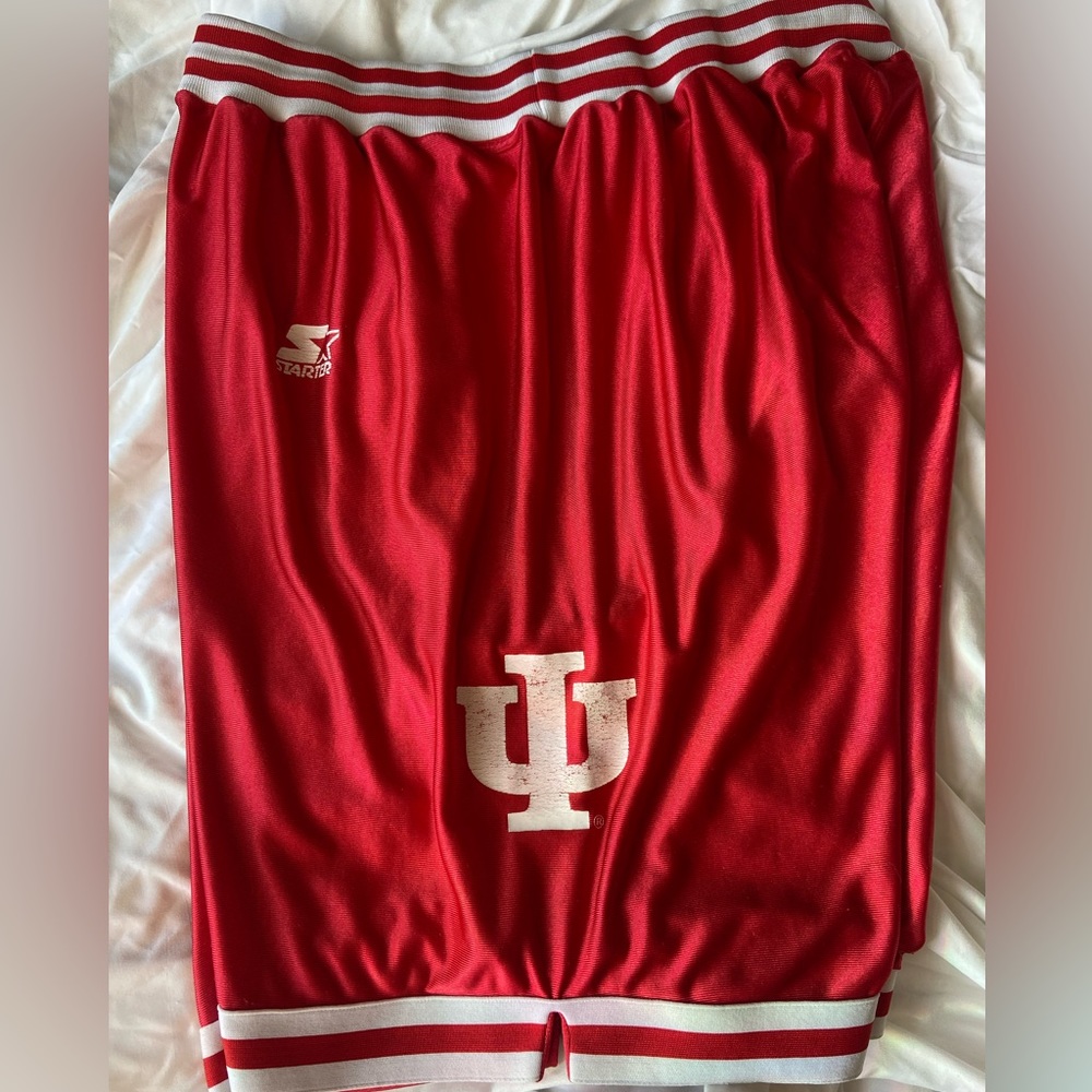 VINTAGE RARE STARTER 90’s INDIANA HOOSIERS BASKETBALL SHORTS